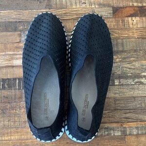 Ilse Jacobsen Black Perforated Slip-On Flats with Contrast Trim
